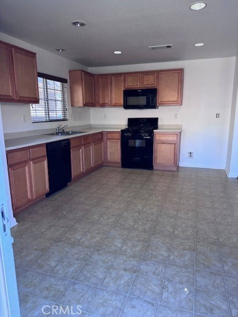 Detail Gallery Image 7 of 25 For 13102 Napa Ct., Hesperia,  CA 92344 - 5 Beds | 3 Baths