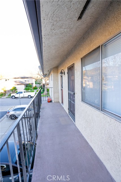 2057 Avenida Placida, 4 photo 2