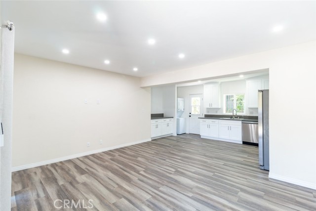 Detail Gallery Image 5 of 19 For 11629 1/2 Gateway Bld, Los Angeles,  CA 90064 - 2 Beds | 1 Baths