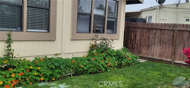 Detail Gallery Image 2 of 12 For 2300 S Lewis St #26,  Anaheim,  CA 92802 - 3 Beds | 2 Baths