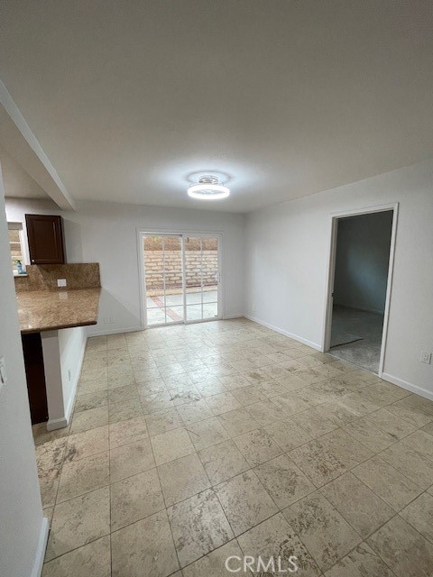 Detail Gallery Image 8 of 29 For 8359 Deering Ave, Canoga Park,  CA 91304 - 4 Beds | 3 Baths