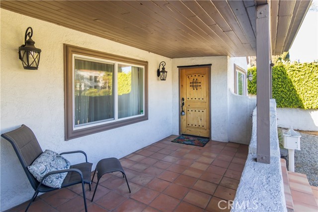 Detail Gallery Image 6 of 31 For 1209 S Longwood Ave, Los Angeles,  CA 90019 - 3 Beds | 2 Baths