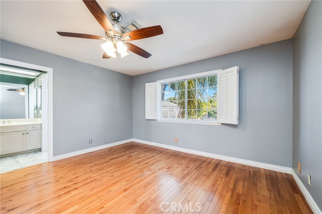 Detail Gallery Image 30 of 36 For 19314 Yolie, Tarzana,  CA 91356 - 4 Beds | 4 Baths