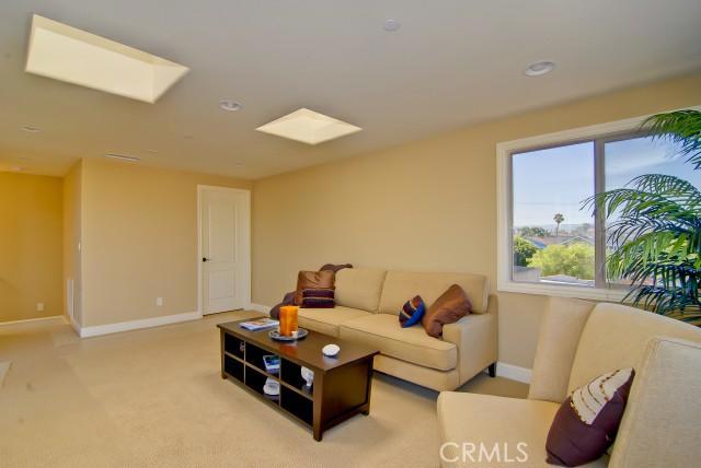 123 Guadalupe, Redondo Beach, California 90277, 4 Bedrooms Bedrooms, ,2 BathroomsBathrooms,Residential,Sold,Guadalupe,S11058570