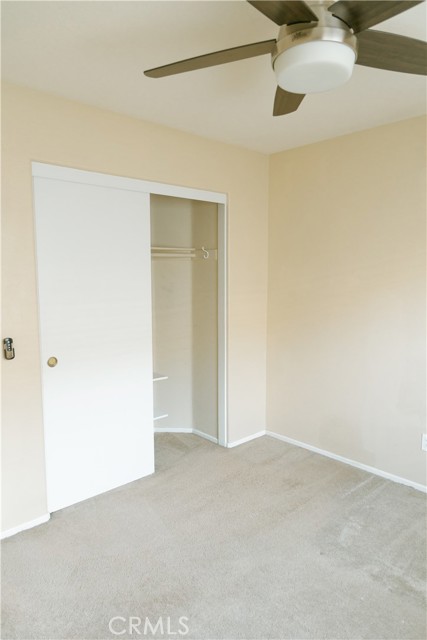 Image 30 of 37 For 852 Saint James Drive
