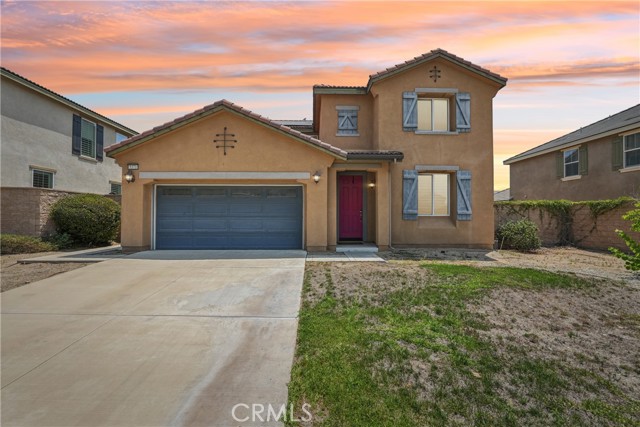 Detail Gallery Image 1 of 43 For 5371 Salt Bush Way, Fontana,  CA 92336 - 4 Beds | 3 Baths