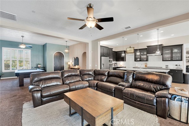 Detail Gallery Image 13 of 64 For 13370 Hidden Valley, Victorville,  CA 92395 - 4 Beds | 2/1 Baths