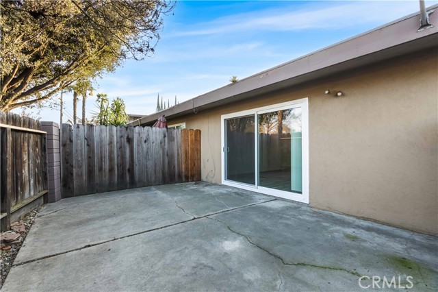 Detail Gallery Image 3 of 13 For 805 Tully Rd #2,  Modesto,  CA 95350 - 1 Beds | 1 Baths