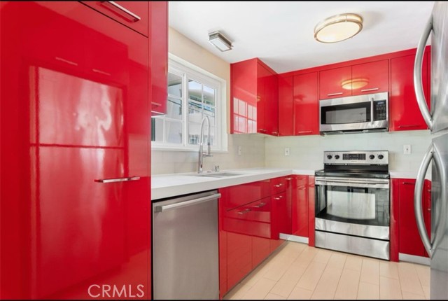 1127 10th Street, Santa Monica CA: https://media.crmls.org/medias/62985828-f29f-4197-94aa-15683bd534a1.jpg