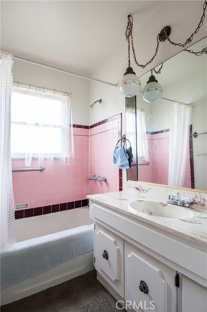 1407 21st Street, Manhattan Beach, California 90266, 3 Bedrooms Bedrooms, ,2 BathroomsBathrooms,Residential,Sold,21st,SB17127628