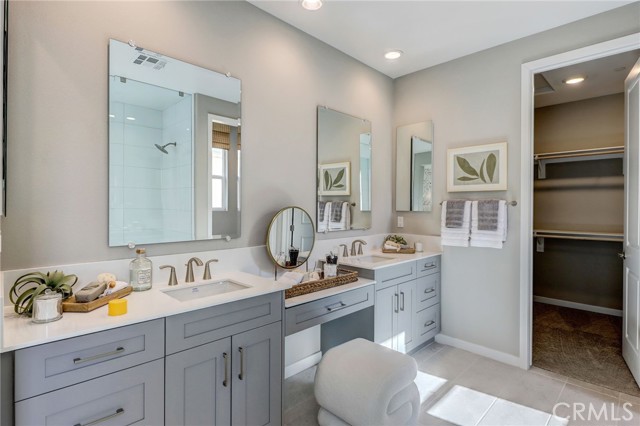 30973 Avenida Ramblas, Highland CA: https://media.crmls.org/medias/6298f537-6194-4552-8bae-61a1d22a4f99.jpg