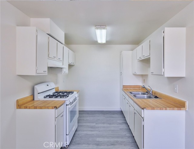 Detail Gallery Image 32 of 63 For 1066 N Orange St, Riverside,  CA 92501 - – Beds | – Baths