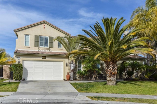 8338 Renwick Dr, Corona, CA 92883