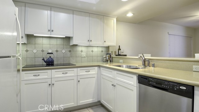 1201 Catalina Avenue, Redondo Beach, California 90277, 2 Bedrooms Bedrooms, ,2 BathroomsBathrooms,Residential,Sold,Catalina,SB17024570