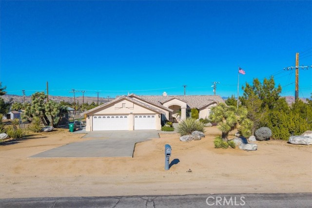 Detail Gallery Image 4 of 61 For 58484 Juarez, Yucca Valley,  CA 92284 - 4 Beds | 2 Baths