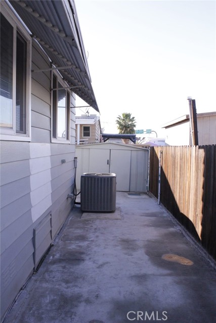 Detail Gallery Image 34 of 42 For 157 Sir Damas Dr, Riverside,  CA 92507 - 2 Beds | 2 Baths