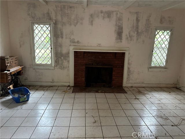 4058 Bledsoe Avenue, Culver City CA: https://media.crmls.org/medias/629a7416-7c5b-43fb-8e4a-cd720b147778.jpg