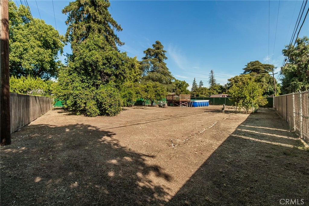 https://media.crmls.org/medias/629ac11b-c56d-465d-90c8-92b0a4c891e6.jpg?preset=X-Large