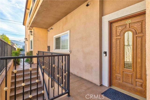 Detail Gallery Image 30 of 53 For 1613 Grismer Ave #105,  Burbank,  CA 91504 - 2 Beds | 3 Baths