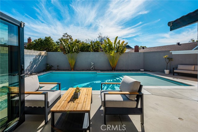 Detail Gallery Image 32 of 64 For 7830 E Ring, Long Beach,  CA 90808 - 4 Beds | 4 Baths