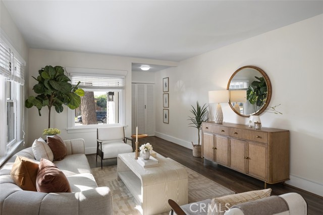 Detail Gallery Image 9 of 68 For 239 W Palm, Monrovia,  CA 91016 - 5 Beds | 3 Baths