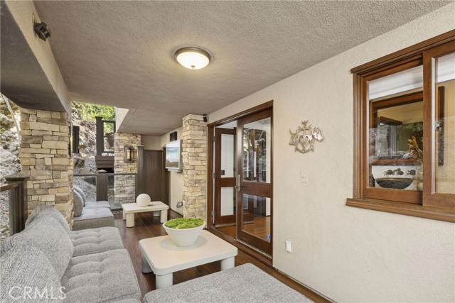 Detail Gallery Image 21 of 56 For 3150 Breakers, Corona Del Mar,  CA 92625 - 4 Beds | 5 Baths