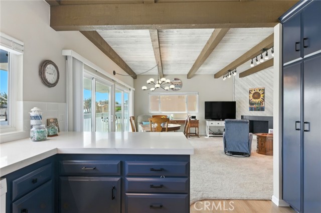 Detail Gallery Image 7 of 34 For 1153 Cornwall Ln, Ventura,  CA 93001 - 4 Beds | 2 Baths