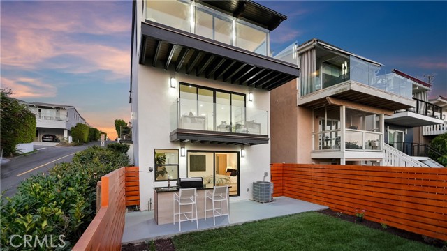 Detail Gallery Image 43 of 55 For 1095 Miramar, Laguna Beach,  CA 92651 - 3 Beds | 2 Baths