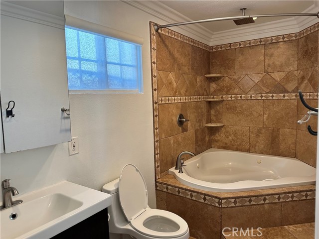 Detail Gallery Image 11 of 16 For 1818 W 152nd St, Compton,  CA 90220 - 2 Beds | 1 Baths