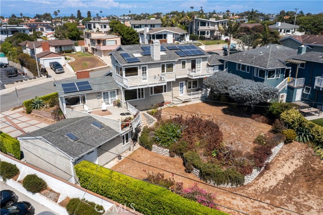 304 Avenue E, Redondo Beach CA: https://media.crmls.org/medias/629ce541-3dd3-4f4e-9be5-66012c2e67b7.jpg