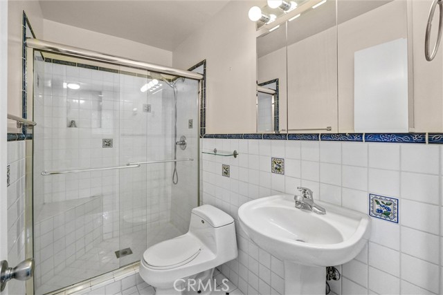 11454 Doral Avenue, Porter Ranch CA: https://media.crmls.org/medias/629dc94f-7c5b-47fa-9994-140cd6395d95.jpg