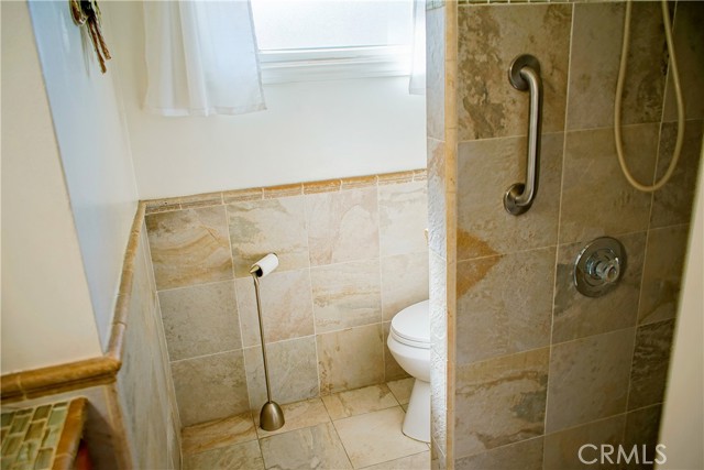 Detail Gallery Image 23 of 65 For 2019 Valencia, Santa Ana,  CA 92706 - 4 Beds | 2 Baths