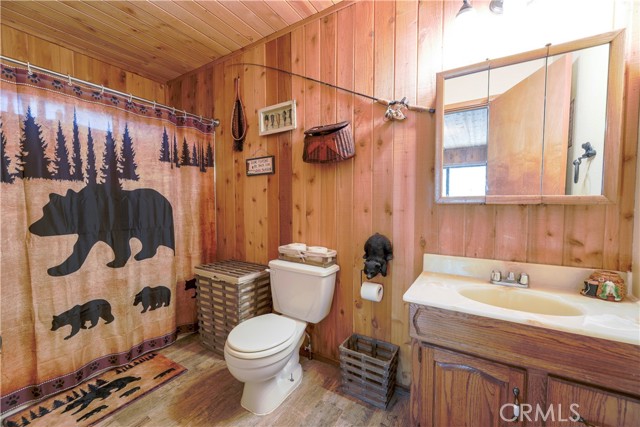 Detail Gallery Image 13 of 20 For 1021 Villa Grove, Big Bear City,  CA 92314 - 2 Beds | 2 Baths