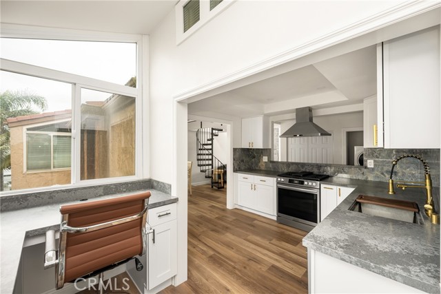 17110 Bluewater Lane, Huntington Beach CA: https://media.crmls.org/medias/62a0c6a7-8892-4e0f-9371-d974cbe25c9c.jpg