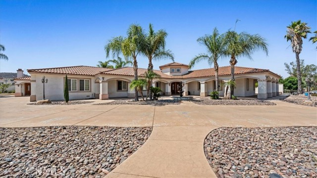 29935 Maxine Lane, Menifee CA: https://media.crmls.org/medias/62a0c7e5-d567-4b1e-8dc1-83493ef8a9a8.jpg