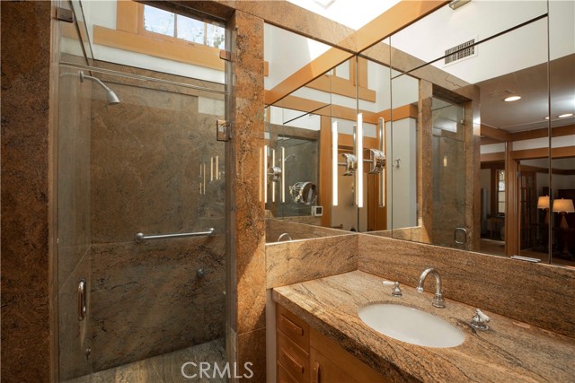 Detail Gallery Image 41 of 50 For 195 Parkwood Ave, Pasadena,  CA 91107 - 3 Beds | 2 Baths