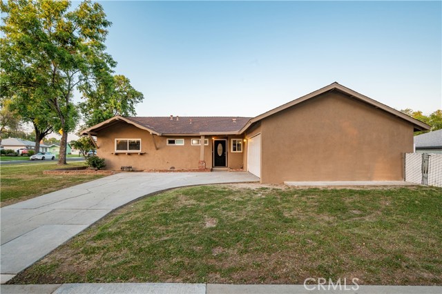 Detail Gallery Image 1 of 41 For 8444 Raintree Ave, Riverside,  CA 92504 - 4 Beds | 2 Baths
