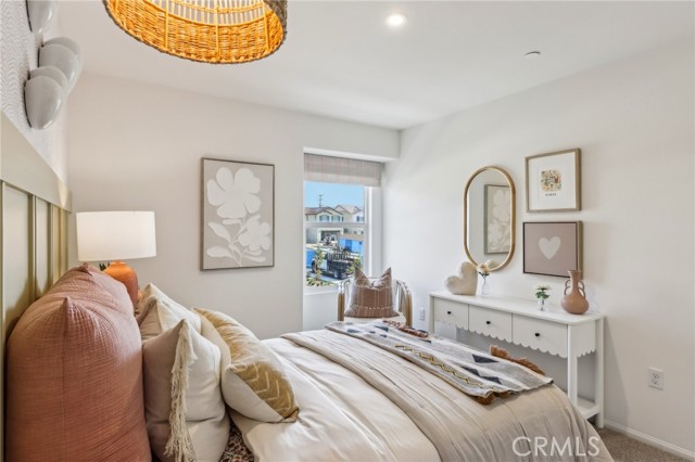 6392 Sierra Vista Lane, Fontana CA: https://media.crmls.org/medias/62a299f8-661c-4b5a-b2fc-02ed023d830a.jpg
