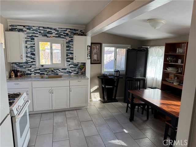 Detail Gallery Image 4 of 21 For 461 S Athol Pl, San Jacinto,  CA 92583 - 1 Beds | 1 Baths