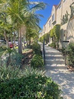 Detail Gallery Image 8 of 47 For 401 W 220th #18 St, Carson,  CA 90745 - 3 Beds | 2/1 Baths