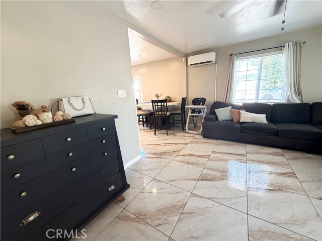 2404 Roxbury Dr, San Bernardino, CA 92404 photo 13