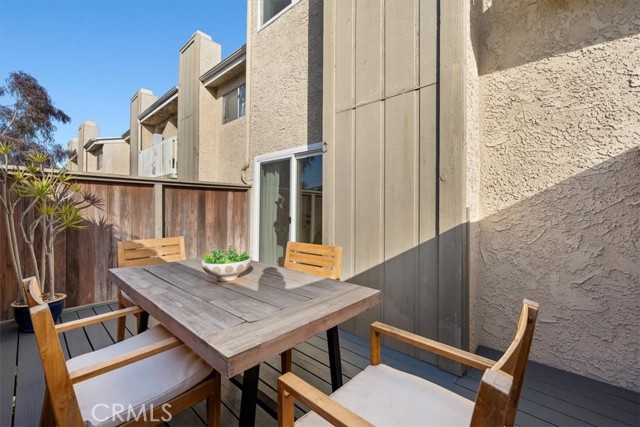 Detail Gallery Image 20 of 46 For 1006 Palm Ln, Redondo Beach,  CA 90278 - 2 Beds | 2 Baths