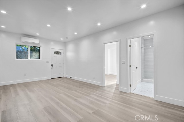 8346 Moorcroft Avenue photo 41