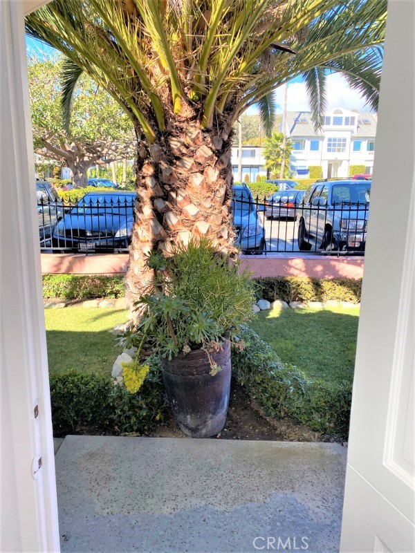 Detail Gallery Image 25 of 31 For 273 Lower Cliff Dr, Laguna Beach,  CA 92651 - 1 Beds | 1 Baths