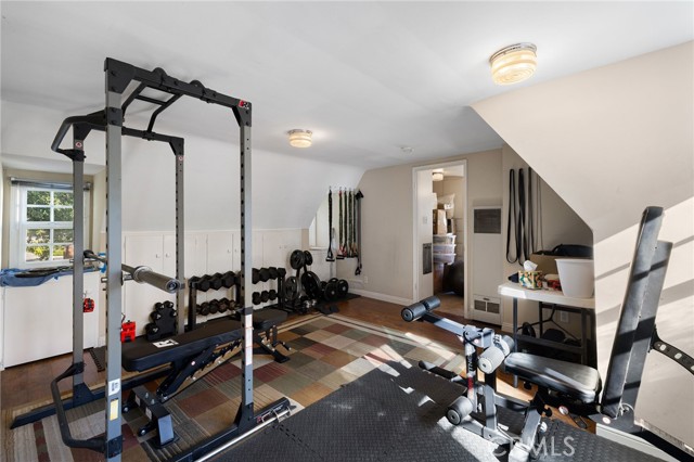 Detail Gallery Image 50 of 69 For 2964 Lombardy Rd, Pasadena,  CA 91107 - 4 Beds | 3 Baths