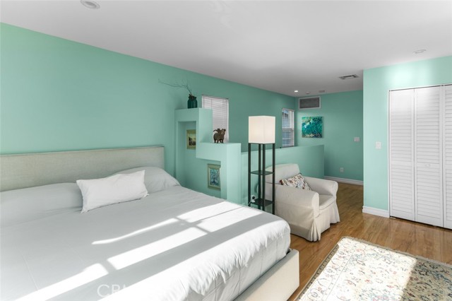 Detail Gallery Image 46 of 57 For 5101 Chateau, Irvine,  CA 92604 - 4 Beds | 3/1 Baths