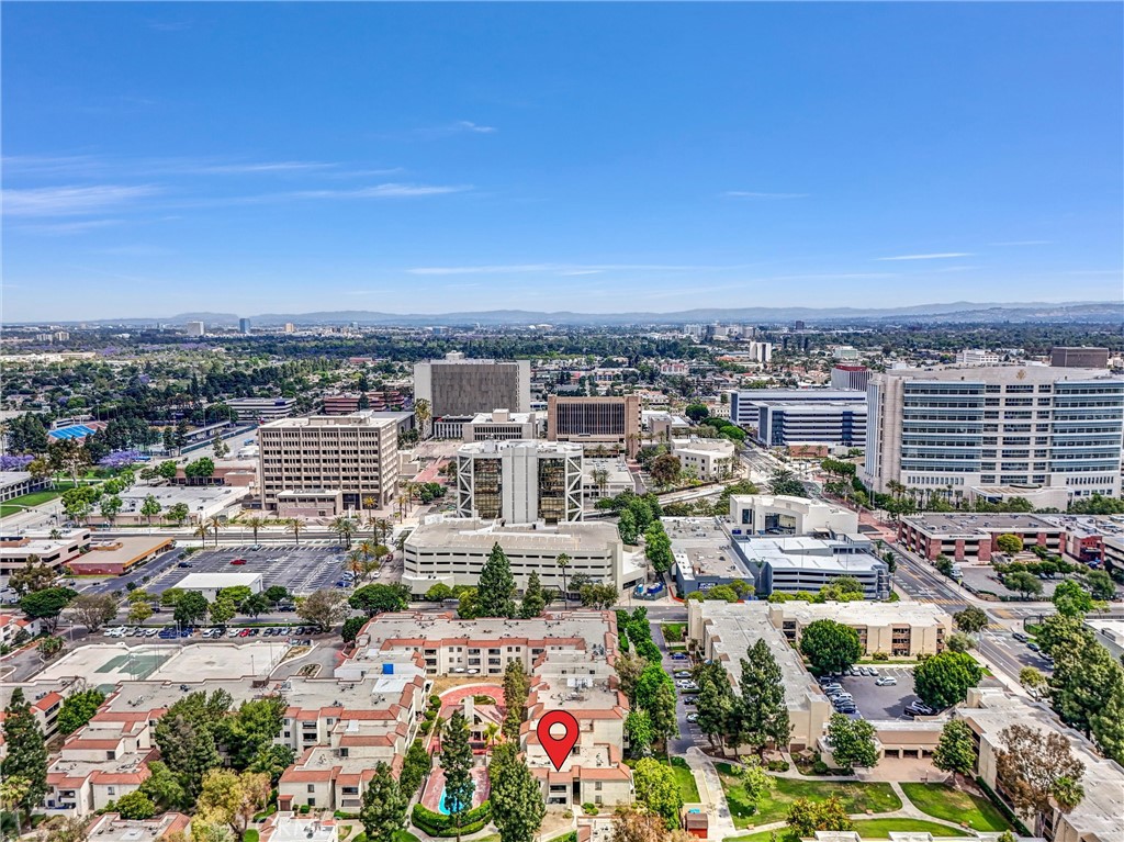 https://media.crmls.org/medias/62a8991d-b554-4621-bc10-02e140cbeb9d.jpg?preset=X-Large