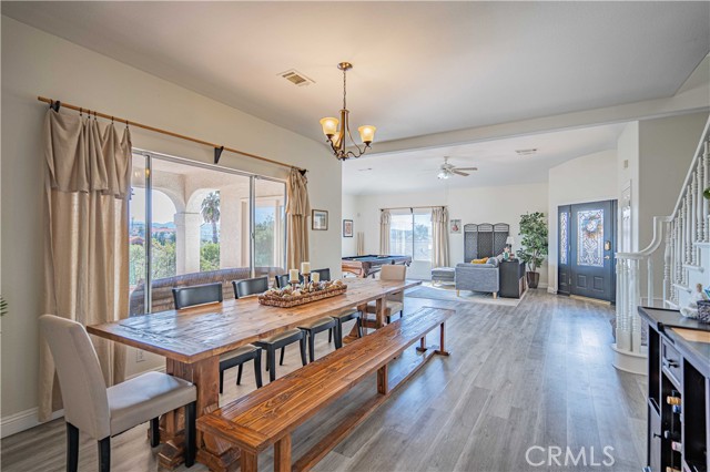 Detail Gallery Image 14 of 67 For 29168 Yosemite Pl, Canyon Lake,  CA 92587 - 5 Beds | 3 Baths