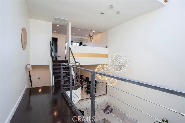 Detail Gallery Image 14 of 28 For 5456 Hermitage Ave #8,  Valley Village,  CA 91607 - 2 Beds | 2 Baths