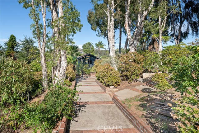 Detail Gallery Image 27 of 36 For 1367 Teepee Dr, Escondido,  CA 92027 - 4 Beds | 4 Baths